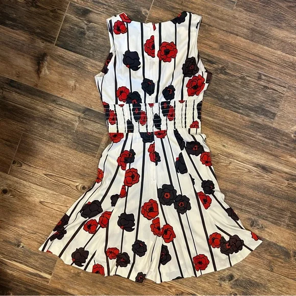 Vintage-Inspired Floral Midi Dress (2000s) - Picture 5 of 7